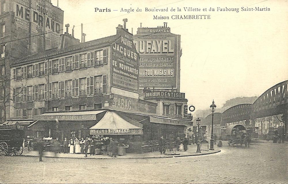 Le pub pour le métro aérien de Paris